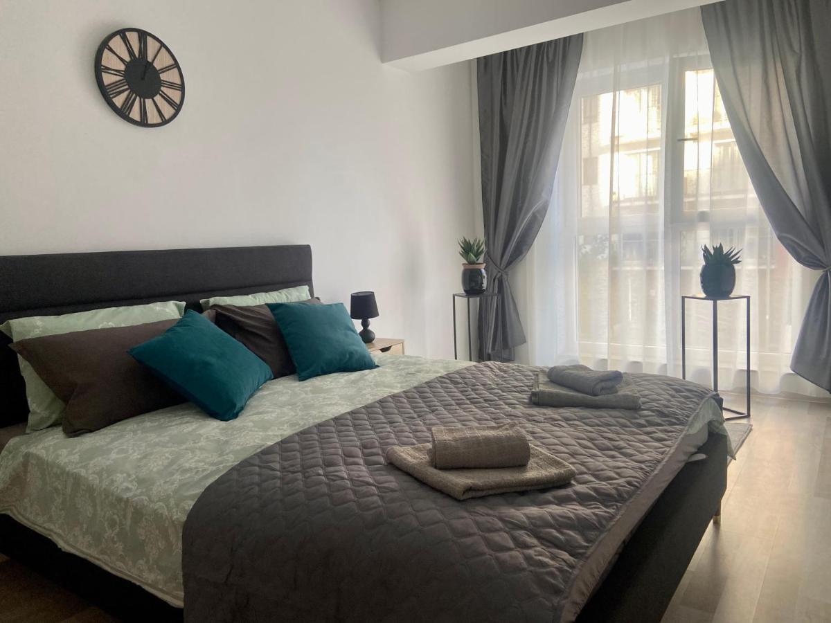 Divany Apartaments - Coresi Mall Braşov Exterior foto
