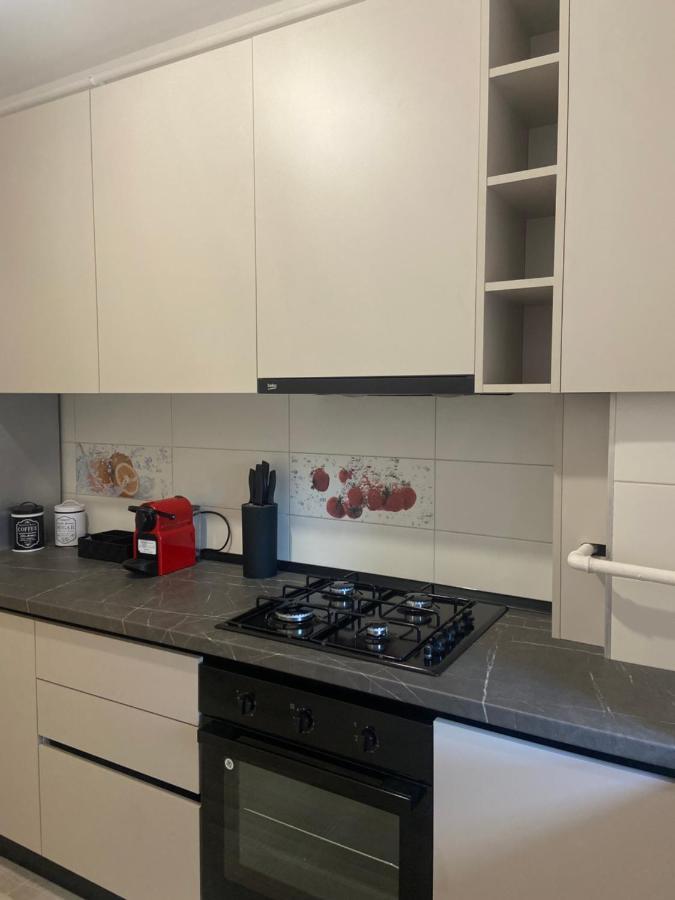 Divany Apartaments - Coresi Mall Braşov Exterior foto